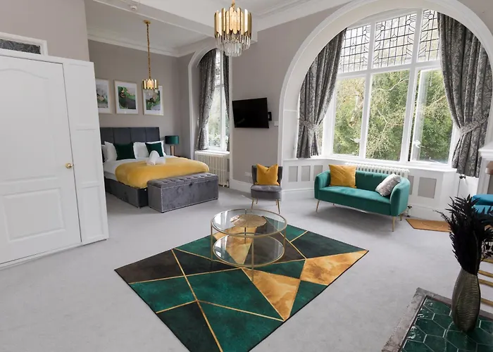 Fabulous Garden Room With En-Suite